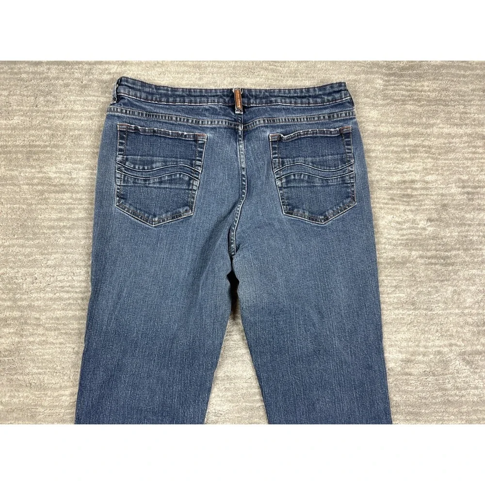 Lee One True Fit preowned good